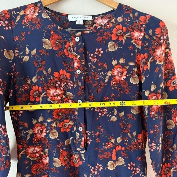 Women's Amour Vert Ingrid 100% Silk Floral Dress Navy 3/4 Sleeves Buttoned SZ XS - Picture 6 of 8
